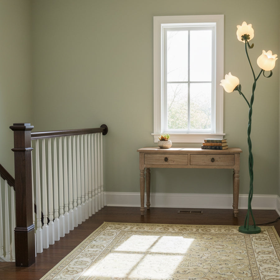 Twist Tulip | Justerbar Golvlampa med Tulpanformade Nyans för Elegant Heminredning 2