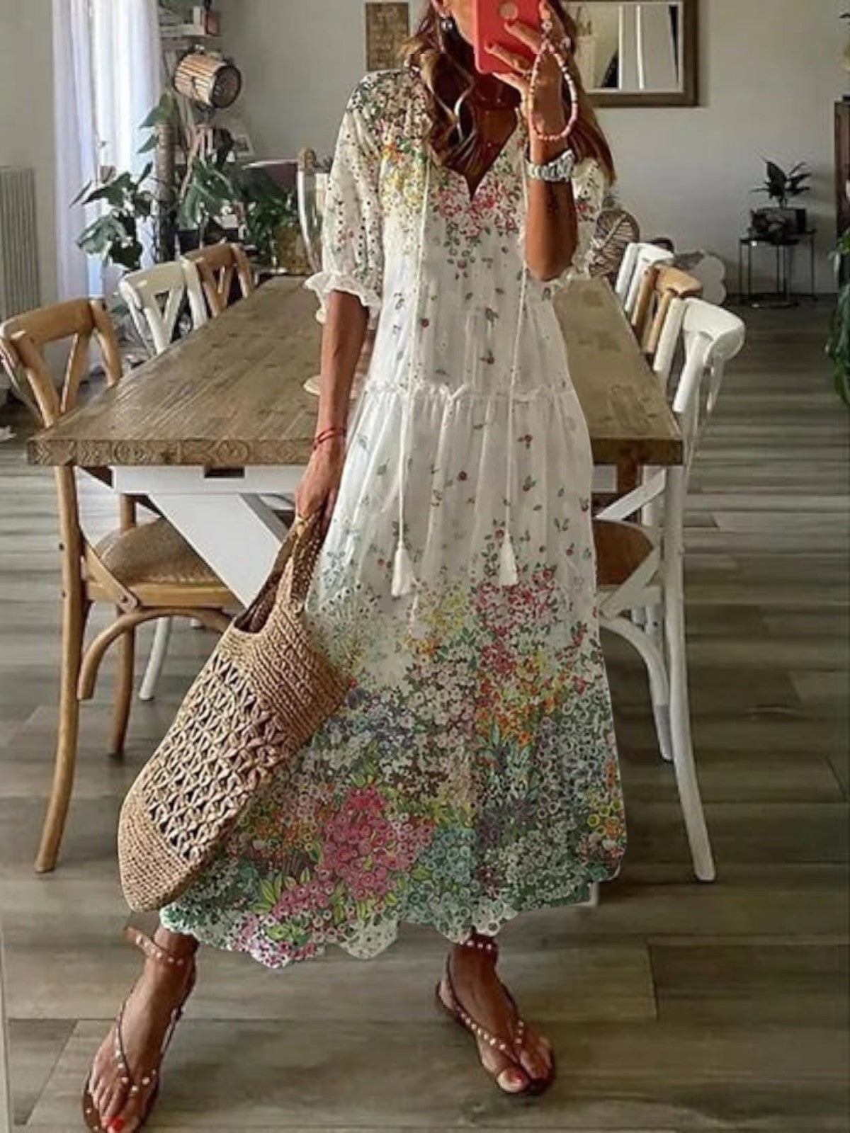 Boho maxiklänning dam med v-ringning, mönstrad sommarklänning till strand och semester - Elegans Vit