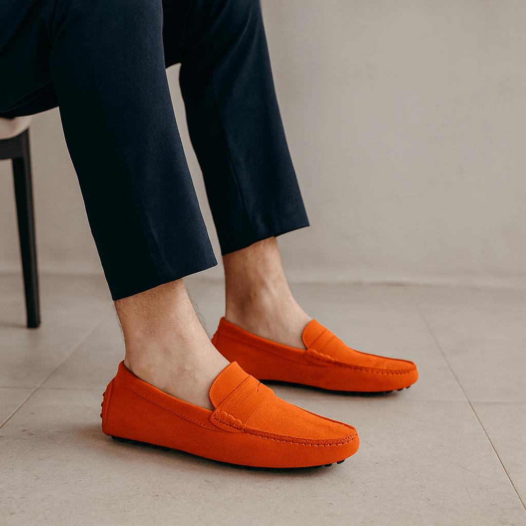 Loafers herr i mocka, italienskt inspirerade penny loafers till kostym och vardag - Orange