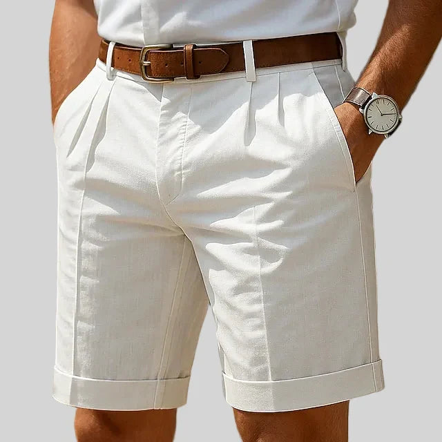 Veckade chinosshorts herr i bomull, snygga sommarshorts till vardag och fest - Vit